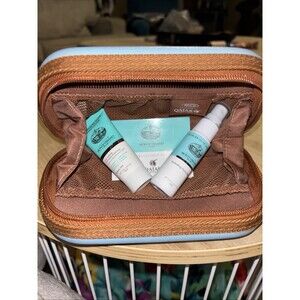 NEW Qatar Business Class Brics amenity kit - MINT Monte Vibiano  products